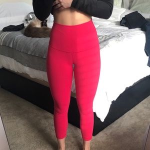 Lululemon Wunder Under leggings crop
